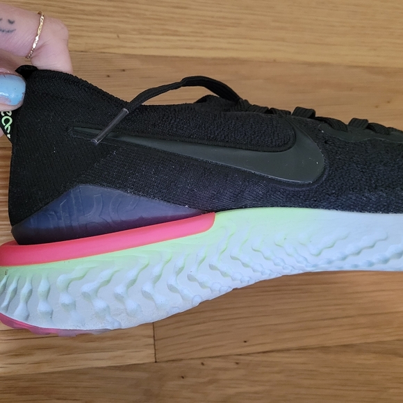 Nike Running Shoe - Picture 4 of 5